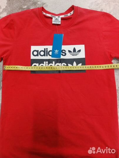 Футболка adidas