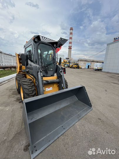 Мини-погрузчик Lonking CDM312, 2023