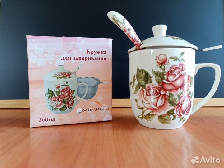 Чайные, кофейные чашки, блюдца, сахарница, чайники