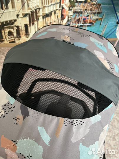 Коляска детская прогулочная