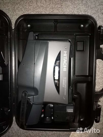 Видеокамера Hitachi vm-8480le