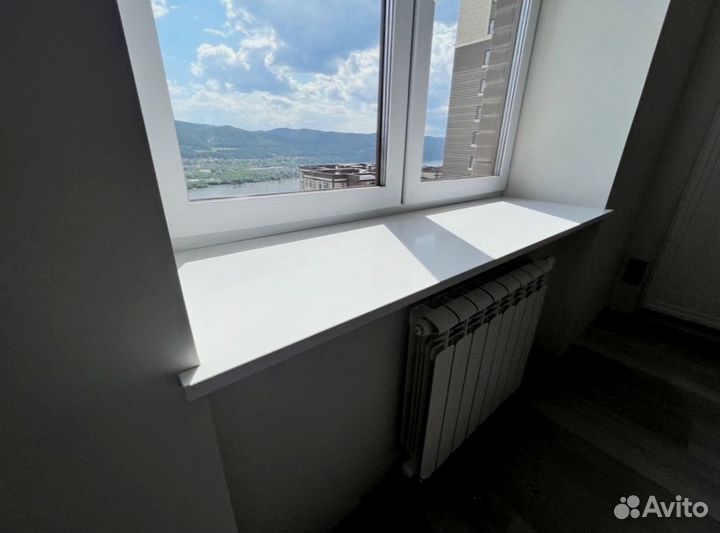 Подоконник из кварцевого агломерата