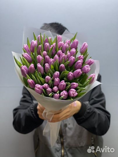 Тюльпаны букеты розы 101 штук