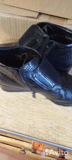 Ботинки женские, весенние