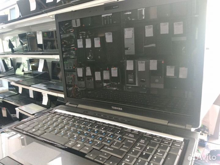 Toshiba l350d 17,1дюйма