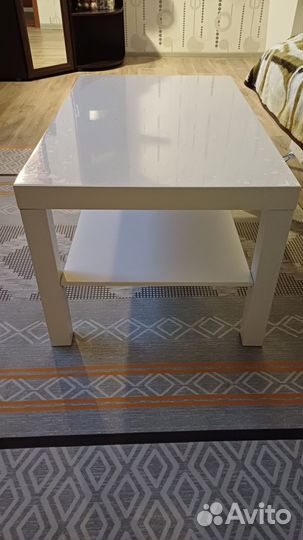 Журнальный столик IKEA