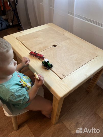 Детский стол для сенсорных игр