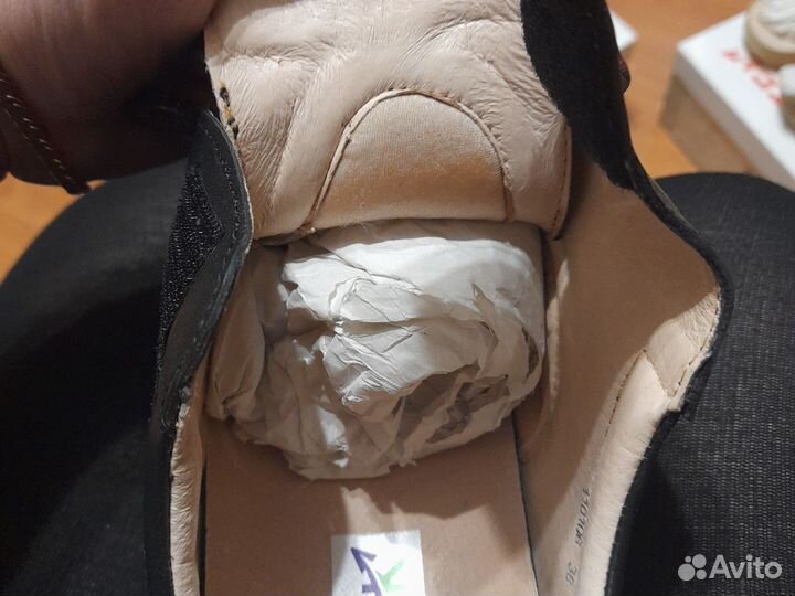 Обувь женская 38 размер