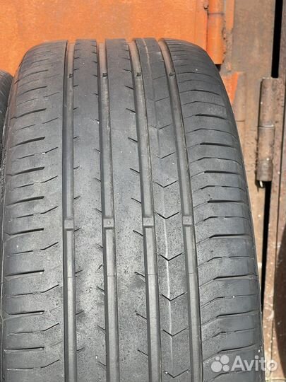 Continental ContiPremiumContact 5 215/55 R17