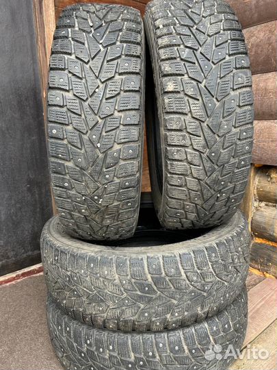 Dunlop Grandtrek Ice 02 2.25/60 R17 100T