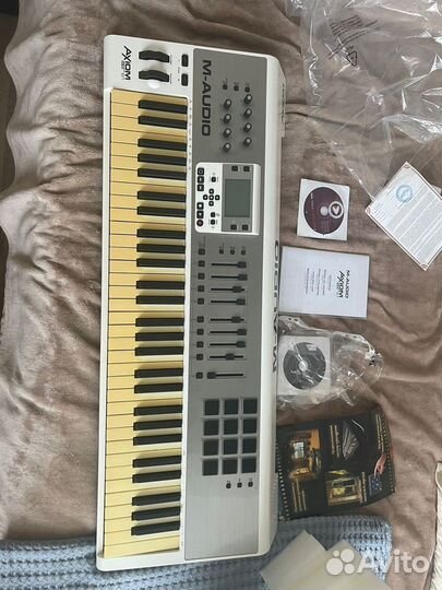 Midi-клавиатура M-Audio Axiom AIR 61