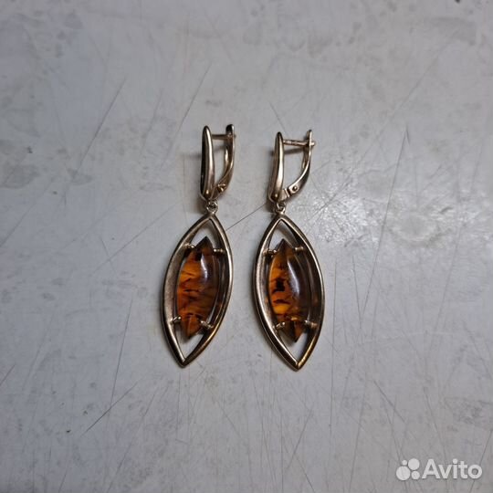 Серьги янтарь