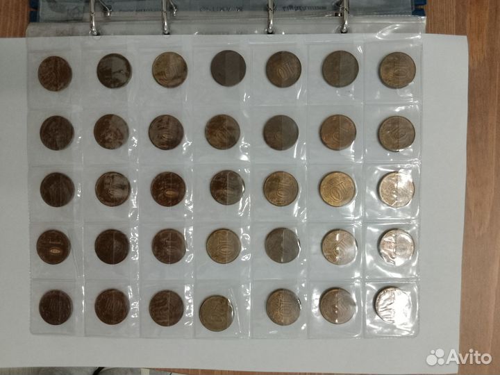 Коллекционные монеты и банкноты