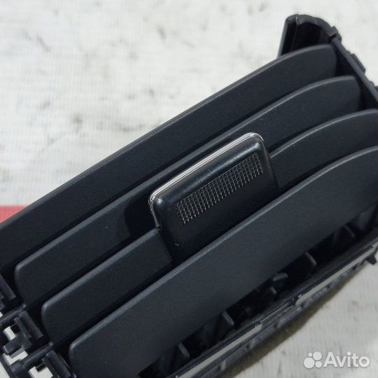 Дефлектор салонный передний правый Toyota Alphard