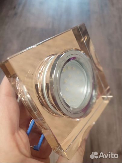 Светильник потолочный точечный