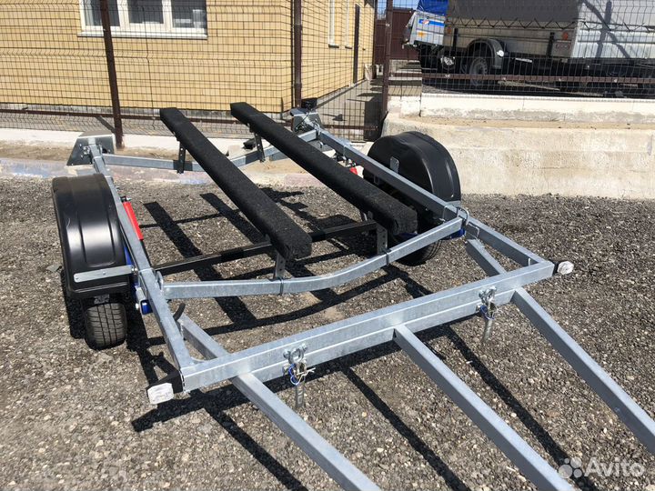 Самосвальный лодочный прицеп Трейлер 4,8 м