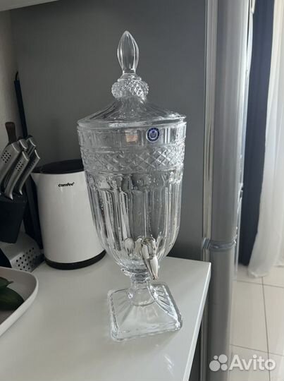 Кувшин с краном