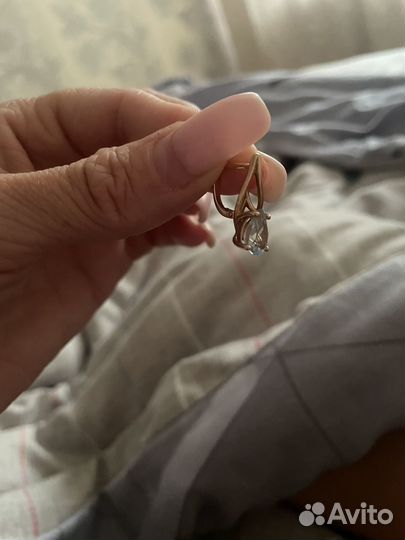 Золотые серьги