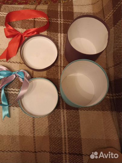 Коробки шляпные для цветов