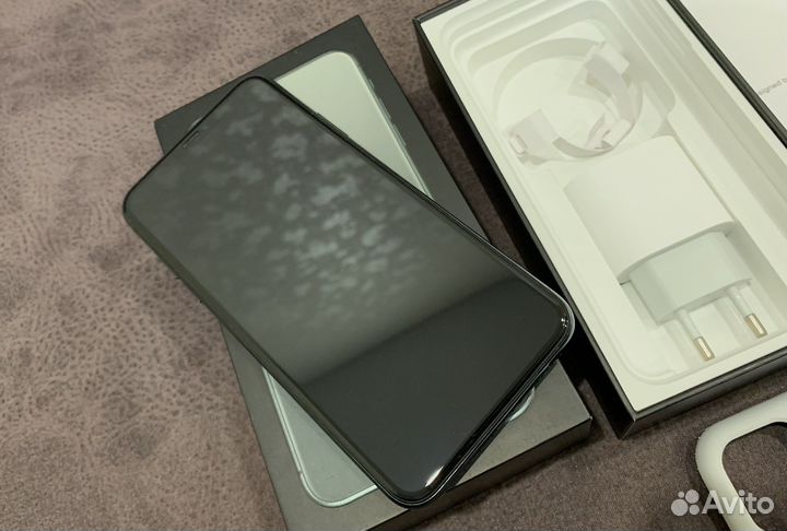 iPhone 11 Pro Max, 64 ГБ
