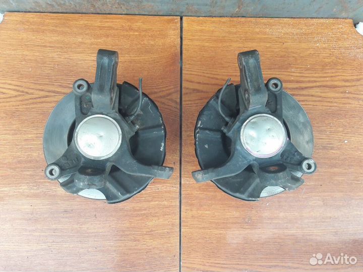 Поворотный кулак Toyota Lite Ace S400