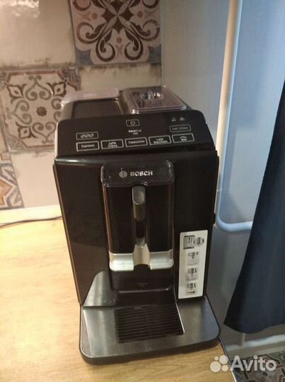 Кофемашина Bosch VeroCup 100 TIS 30129RW