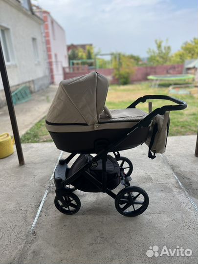 Коляска 2 в 1 adamex