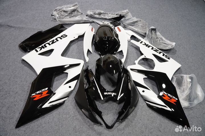 Комплект пластика на Suzuki GSX-R1000 2005-2006