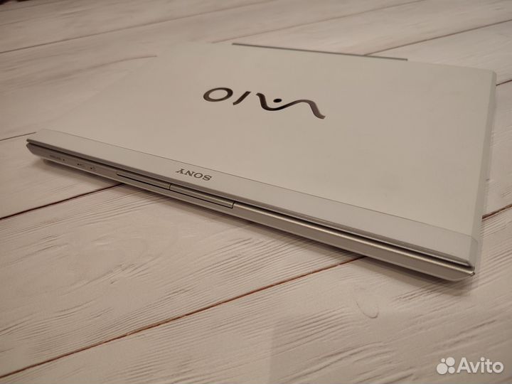 Ультрабук Sony vpcsb core i3/8gb/128ssd