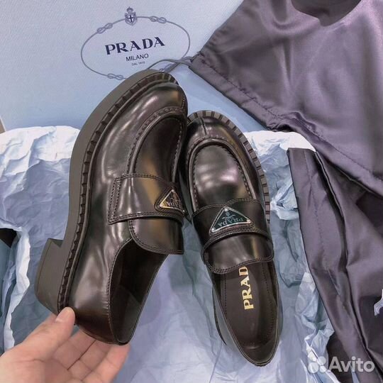 Лоферы Prada