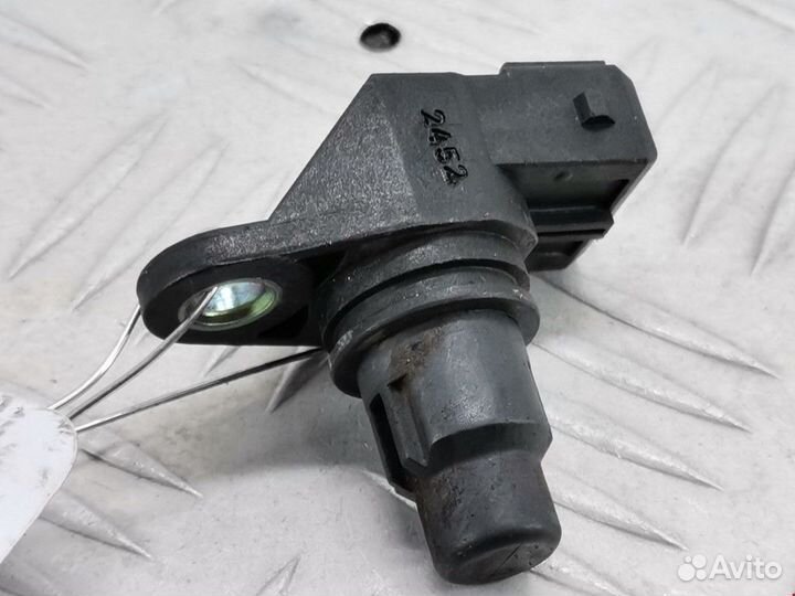 Датчик распредвала Renault Laguna рест. 2001