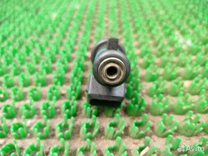 Форсунка Citroen Berlingo M59 TU3A 2010