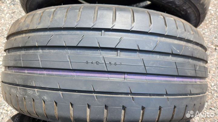 Nokian Tyres Hakka Black 2 SUV 235/60 R18 и 255/55 R18 109Y