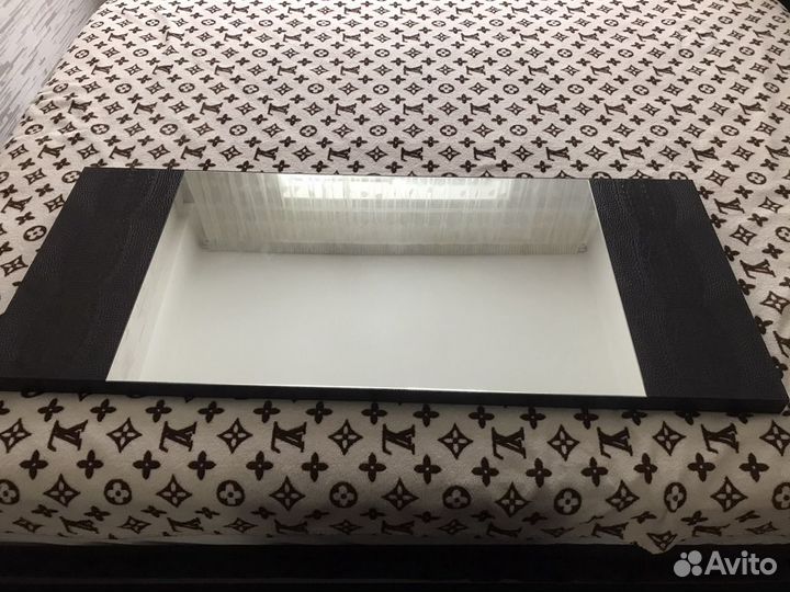 Зеркало,натуральная кожа крокодилаИталия в идеале