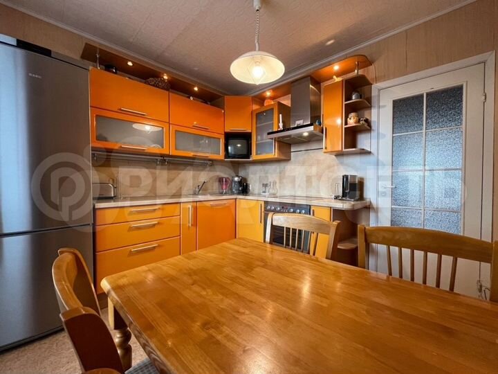 3-к. квартира, 87 м², 4/5 эт.