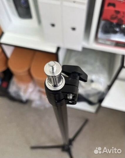 Штатив для фотоаппарата