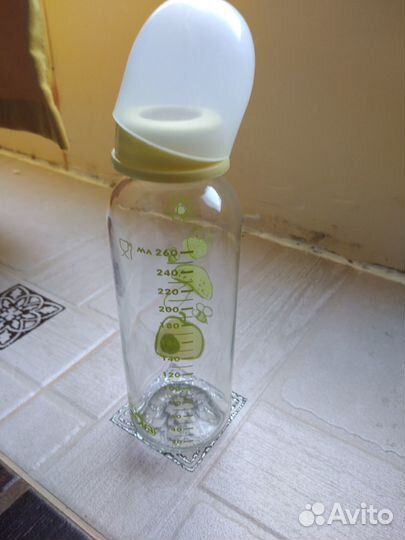 Стеклянная бутылочка +набор ложек