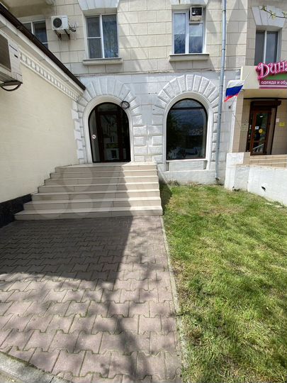 Торговая площадь, 64 м²