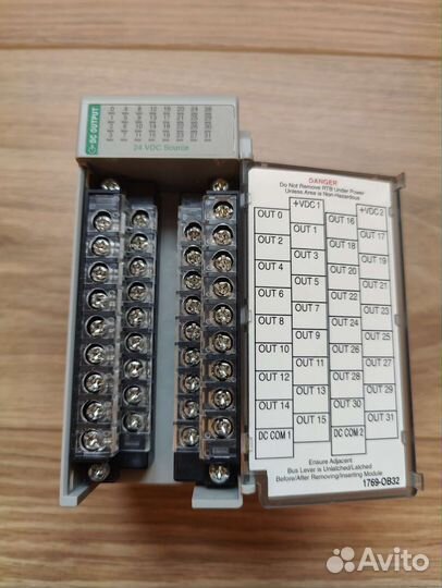 Allen-Bradley 1769-OB32 ser. A