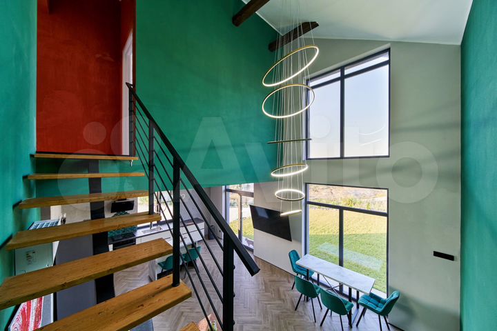 Дом 170 м² на участке 8 сот.