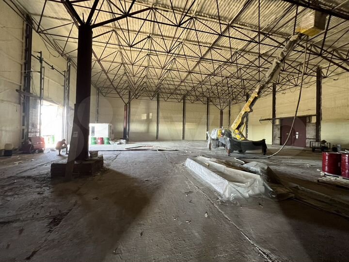 Склад, 1800 м²