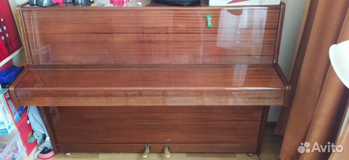 Акустическое пианино Ronisch