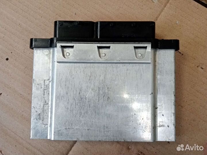 Блок управления двигателем Volkswagen Polo 5