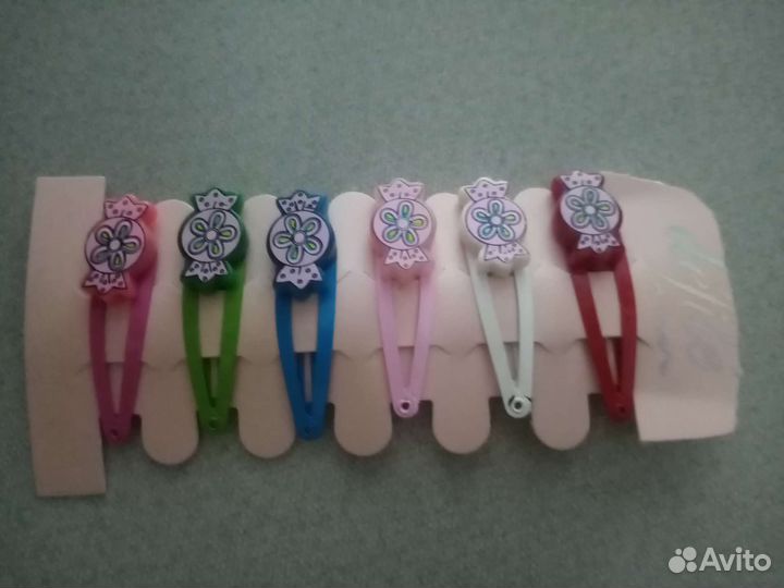 Заколки для волос