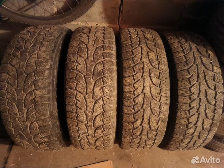 Hankook Winter I'Pike 245/65 R17