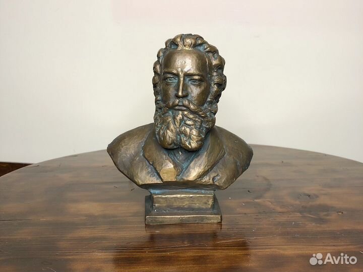 Бюст Бронза Г.П. Левицкая(клеймо «М.Д»
