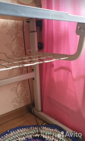 Стол парта детский регулируемый по высоте