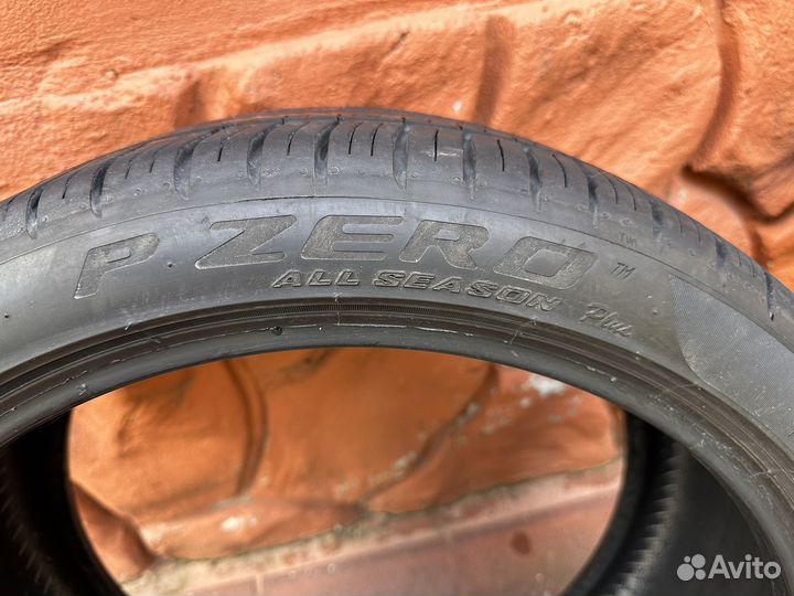 Pirelli P Zero 225/35 R19