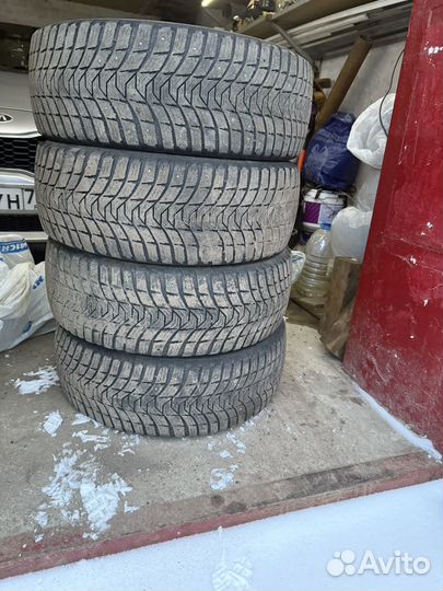 Michelin X-Ice North 3 205/55 R16 24L