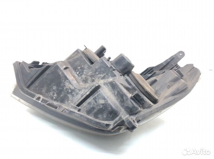 Фара Opel Astra H (2004-2010)